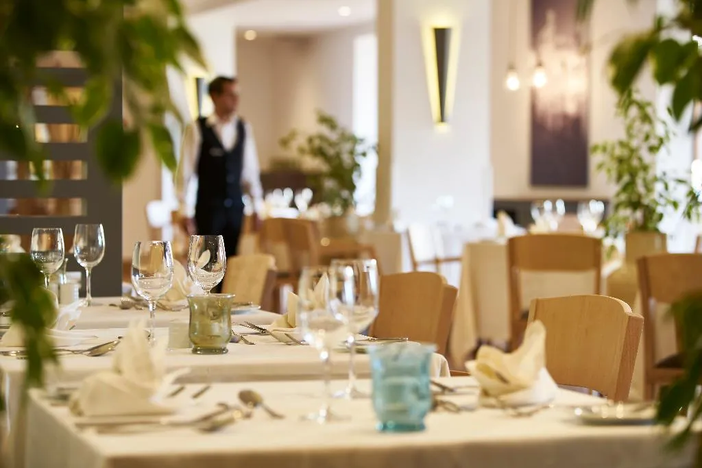 Restaurant, The Residence Porto Mare, Madeira
