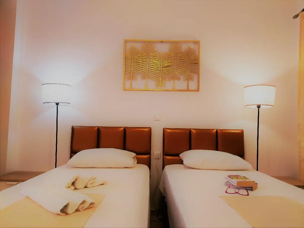 STUDIO STANDARD Room, Aronis Apartments, Corfu