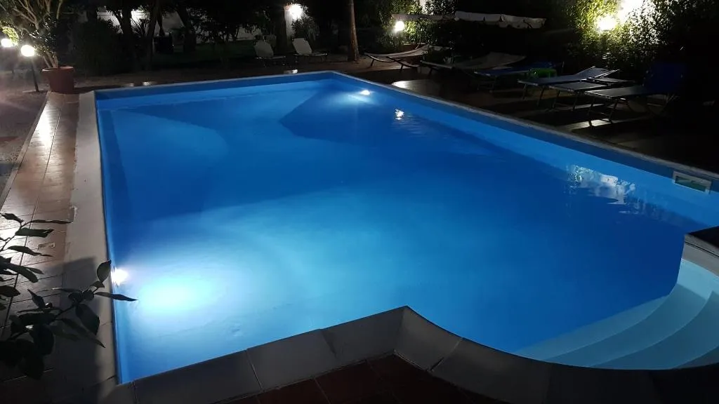 Sports and Entertainment, Relais La Villa, Naples