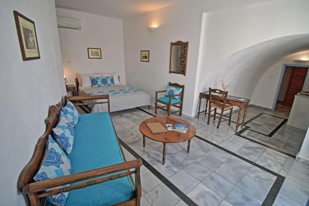 STUDIO WITH DOUBLE BED Room, Aethrio Sunset Village, Santorini