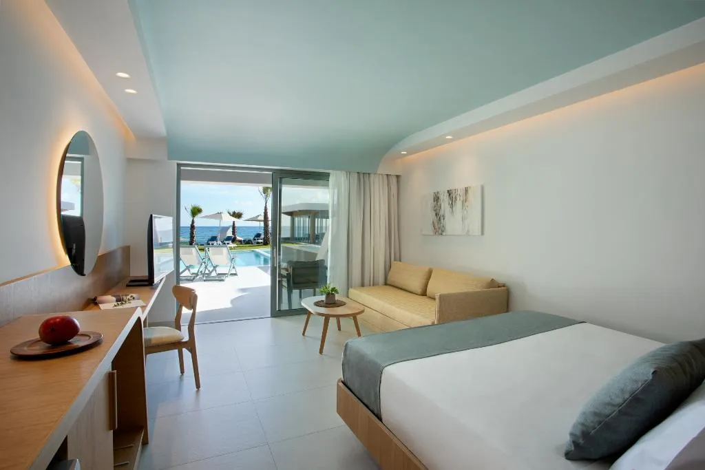 BUNGALOW WITH PRIVATE POOL Room, Arina Beach Resort, Crete