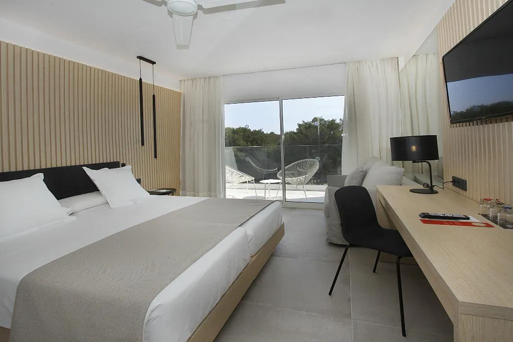 Double or Twin SUPERIOR Room, BG Caballero, Majorca