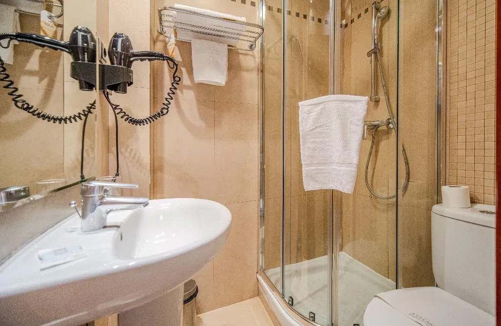 SINGLE STANDARD Room, ITC Mora by Soho Boutique, Madrid