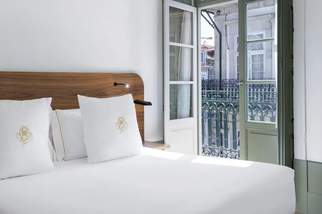 Room, One Shot Aliados Goldsmith, Porto