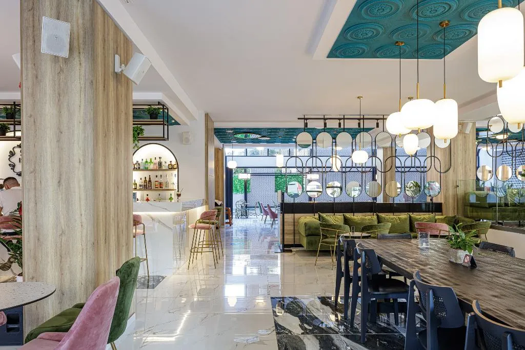 Lobby, Jo An Palace, Crete