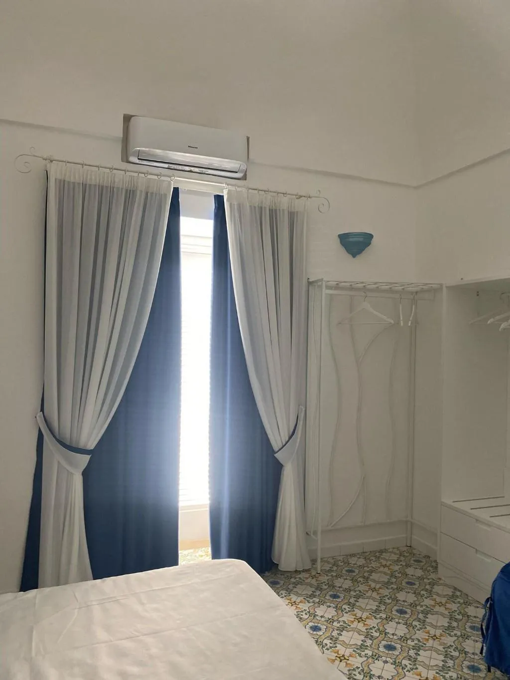 Room, Palazzo Talamo, Naples