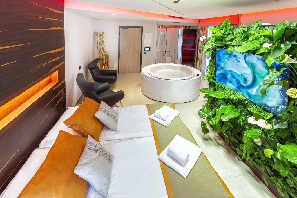 Room, Costarica, Venice