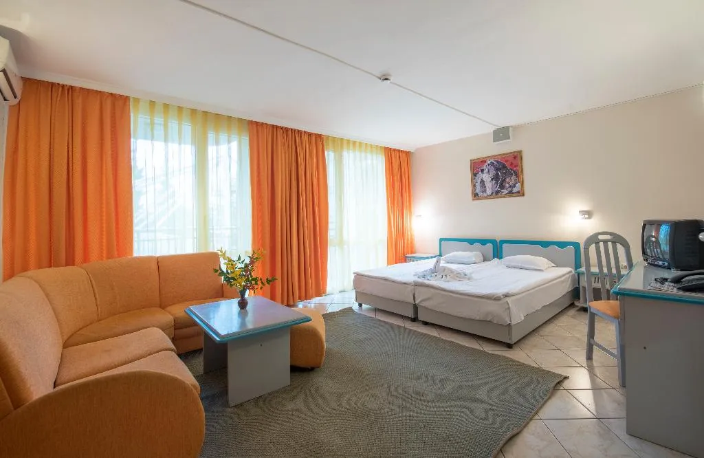 APARTMENT TWO BEDROOMS Room, Iskar, Bourgas