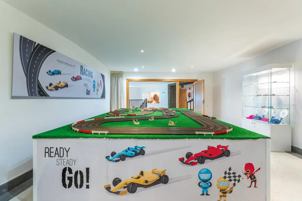 Sports and Entertainment, Hotel LIVVO Volcan Lanzarote, Lanzarote