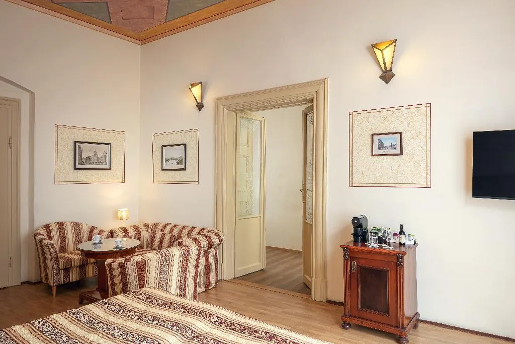 JUNIOR SUITE WITH DOUBLE BED Room, The Charles Hotel, Prague