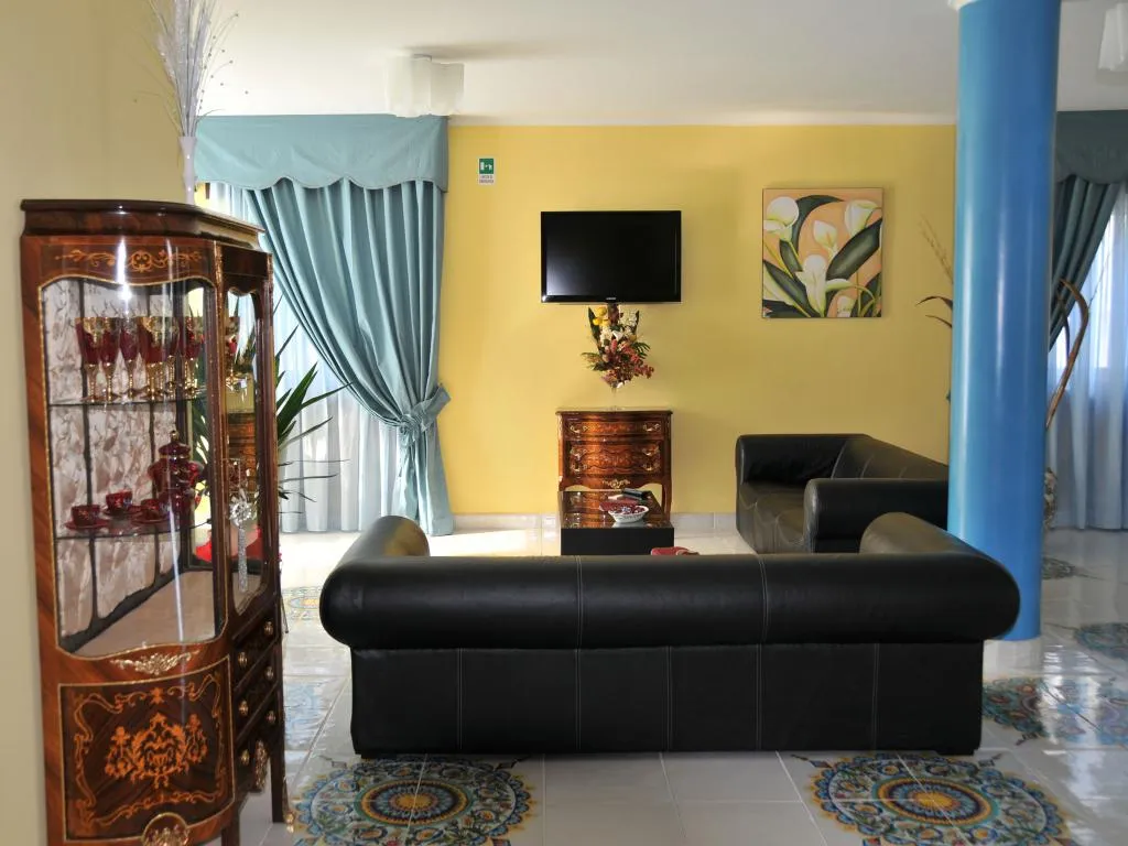Lobby, Costa Hotel, Naples