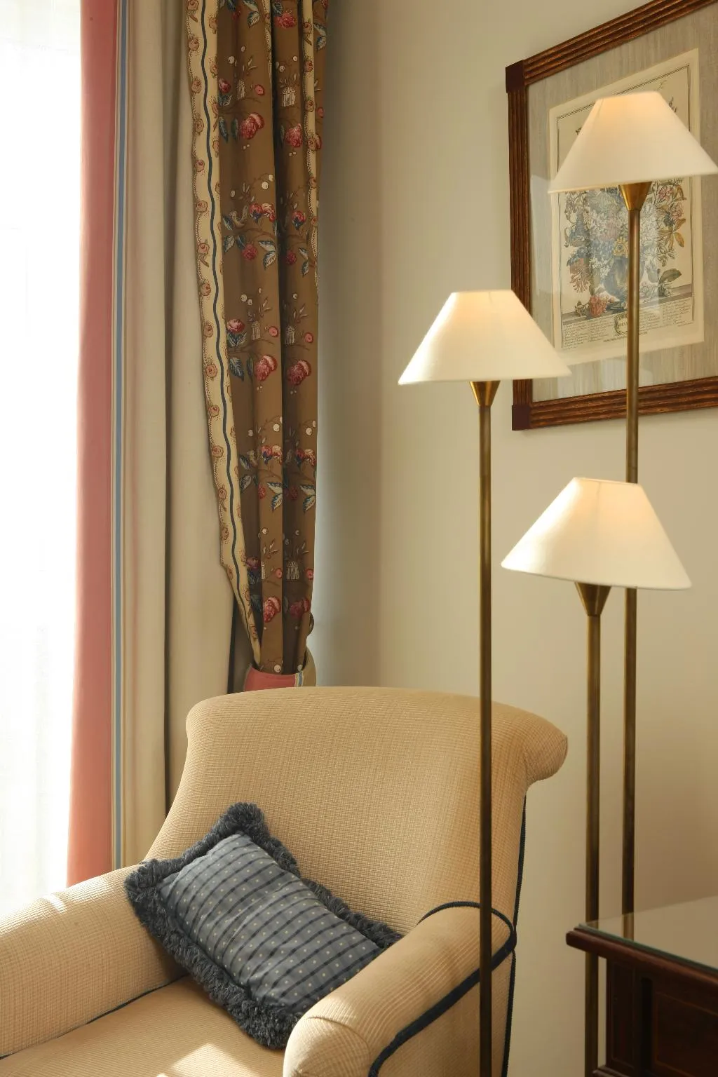 Room, As Janelas Verdes, Lisbon