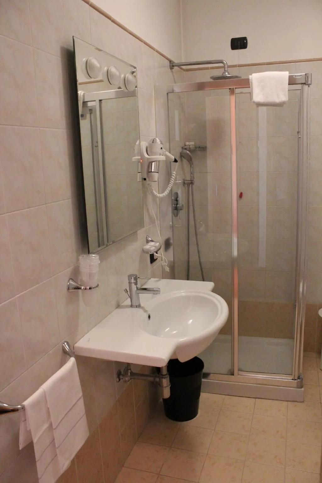 Room, Hotel Selide, Milan