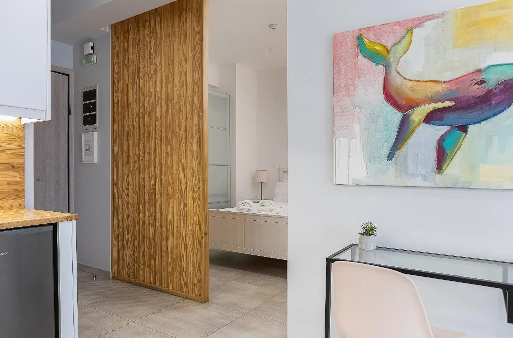 TRIPLE WITH BALCONY Room, Omnia Pagrati Apartments, Athens