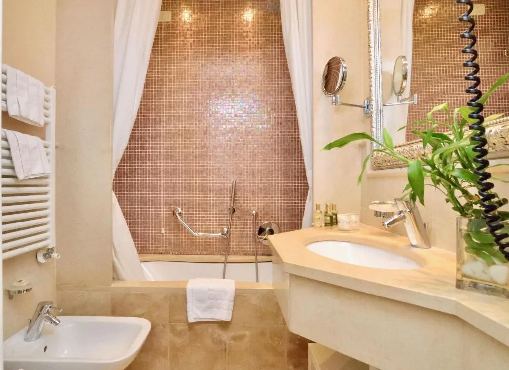 Room, Hotel Le Isole, Venice