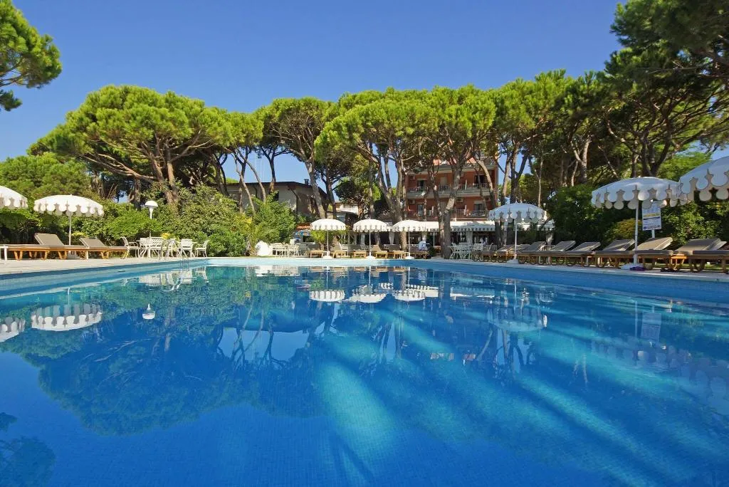 Pool, Maracaibo, Venice