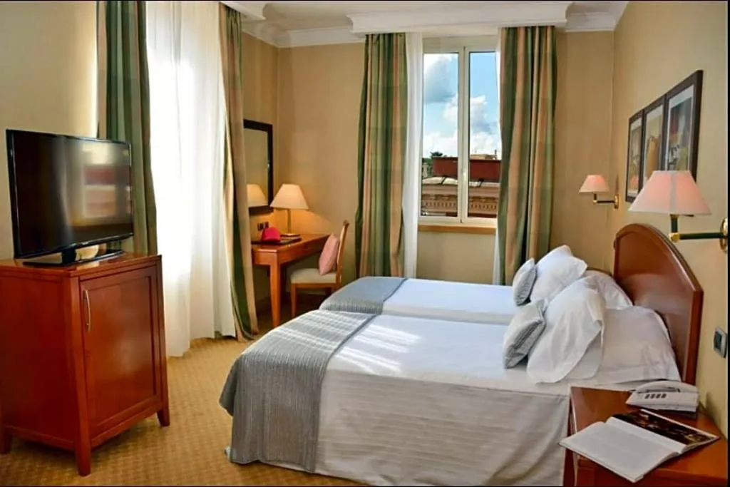 TWIN STANDARD Room, Hotel Lloyd Roma, Rome
