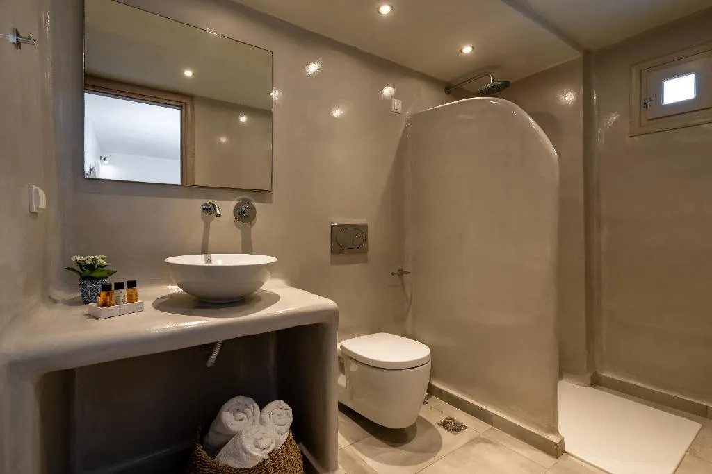 DOUBLE WITH BALCONY Room, Kalisperis, Santorini