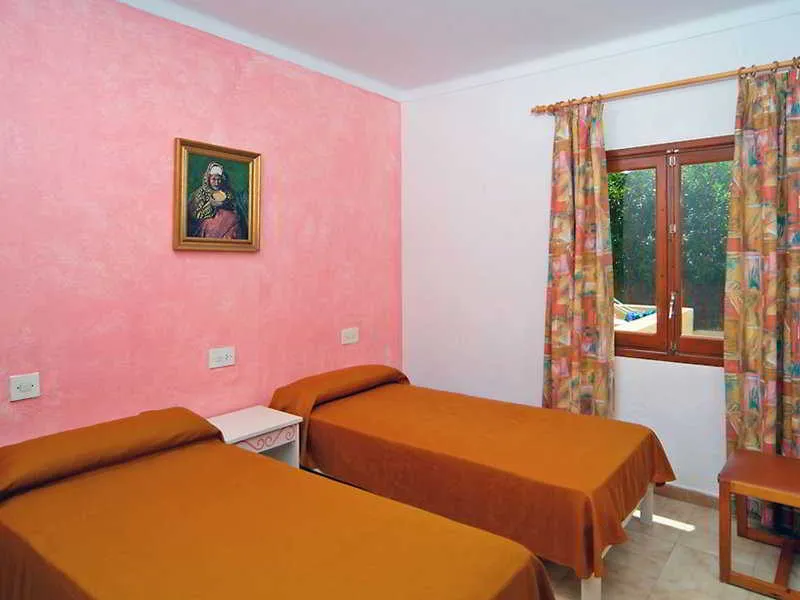 APARTMENT CAPACITY 6 TWO BEDROOMS Room, Apartamentos Don Miguel, Majorca