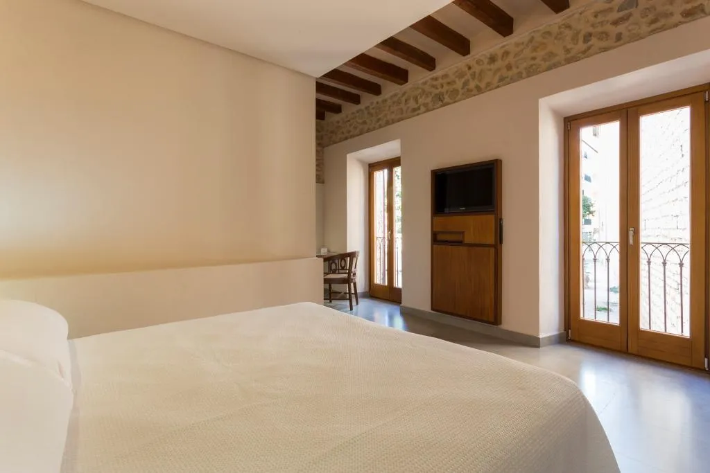 Double or Twin STANDARD Room, Ca n Beia, Majorca