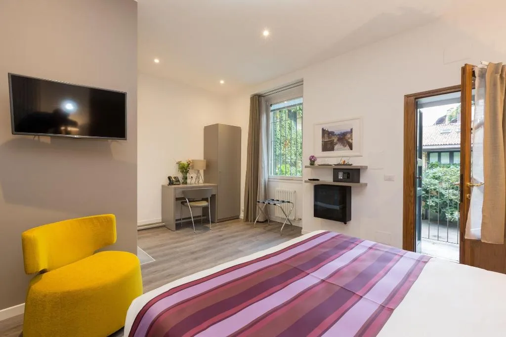 Room, La Corte Antica Hotel Milano, Milan