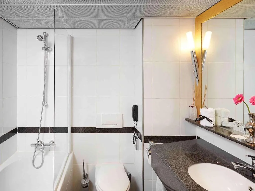 Room, Swissotel Amsterdam, Amsterdam