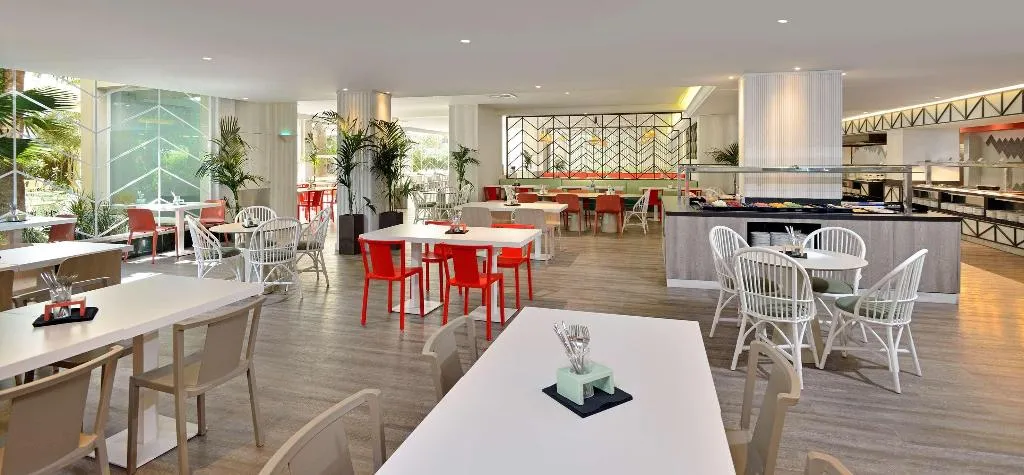 Restaurant, Sol Katmandu Park & Resort, Majorca
