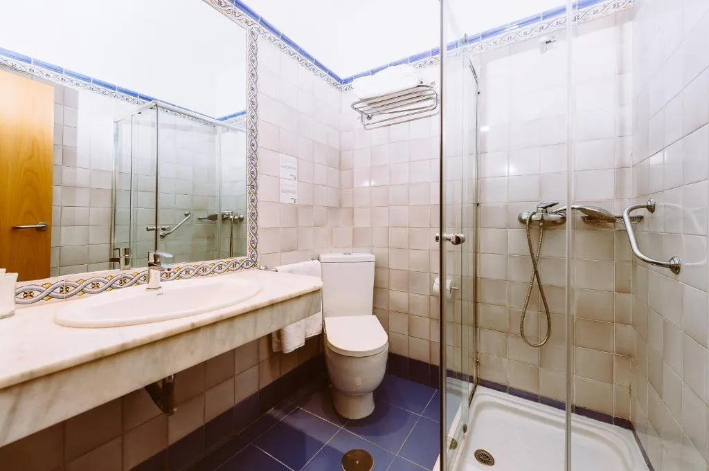 DOUBLE STANDARD Room, Basic  Hotel Doña Manuela, Seville