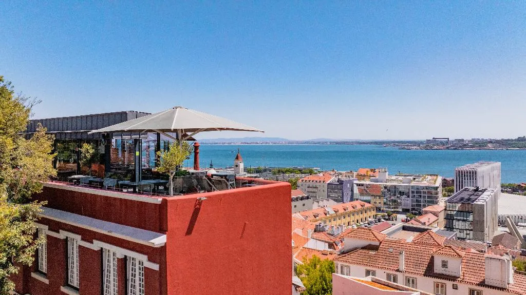 Terrace, Monte Belvedere Hotel By Shiadu, Lisbon
