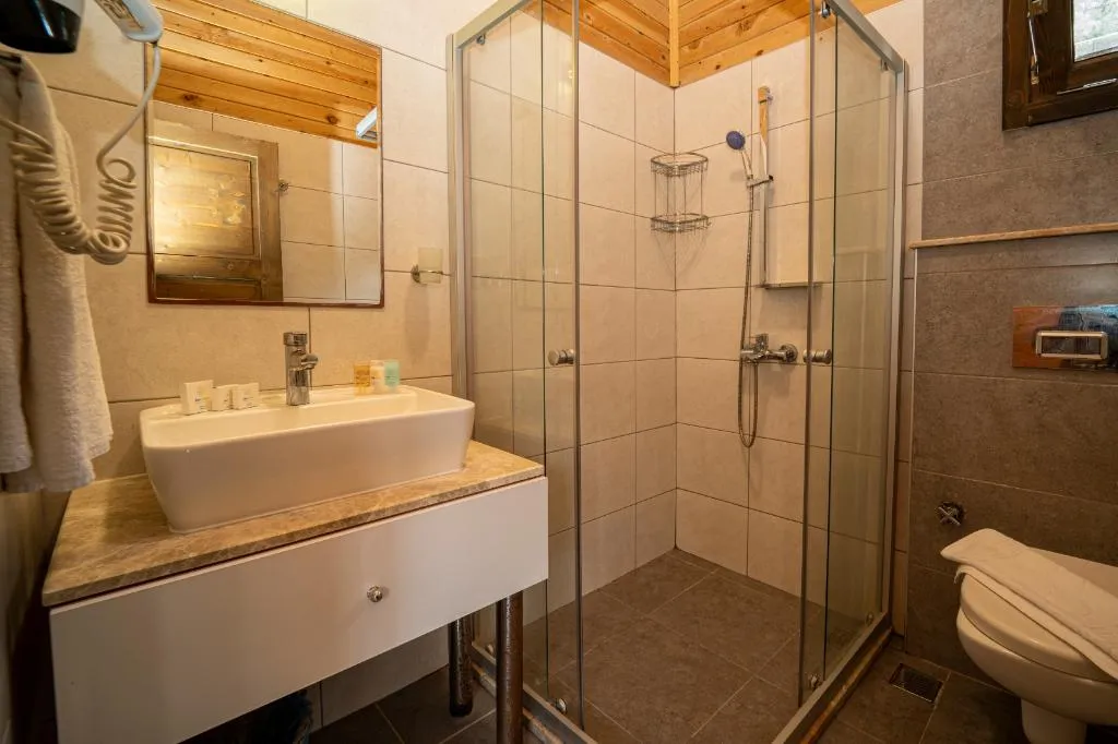 BUNGALOW Accessible KING SIZE BED Room, Sea Valley Lodge, Dalaman