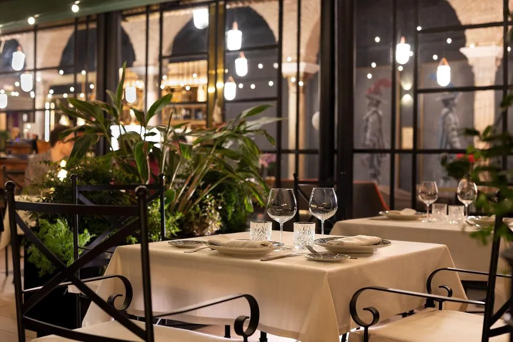 Restaurant, Los Seises By Fontecruz, Seville