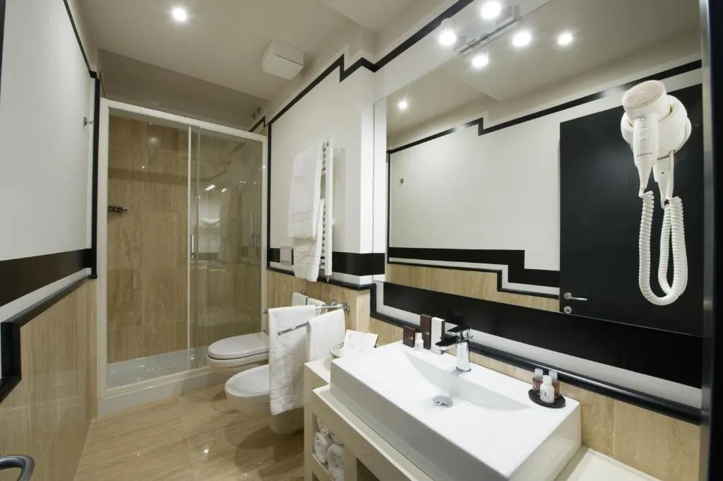 JUNIOR SUITE CAPACITY 4 Room, Relais Santa Maria Maggiore, Rome