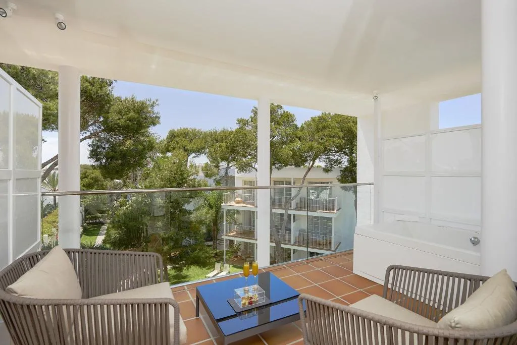 Room, Melia Cala d'Or Boutique Hotel, Majorca