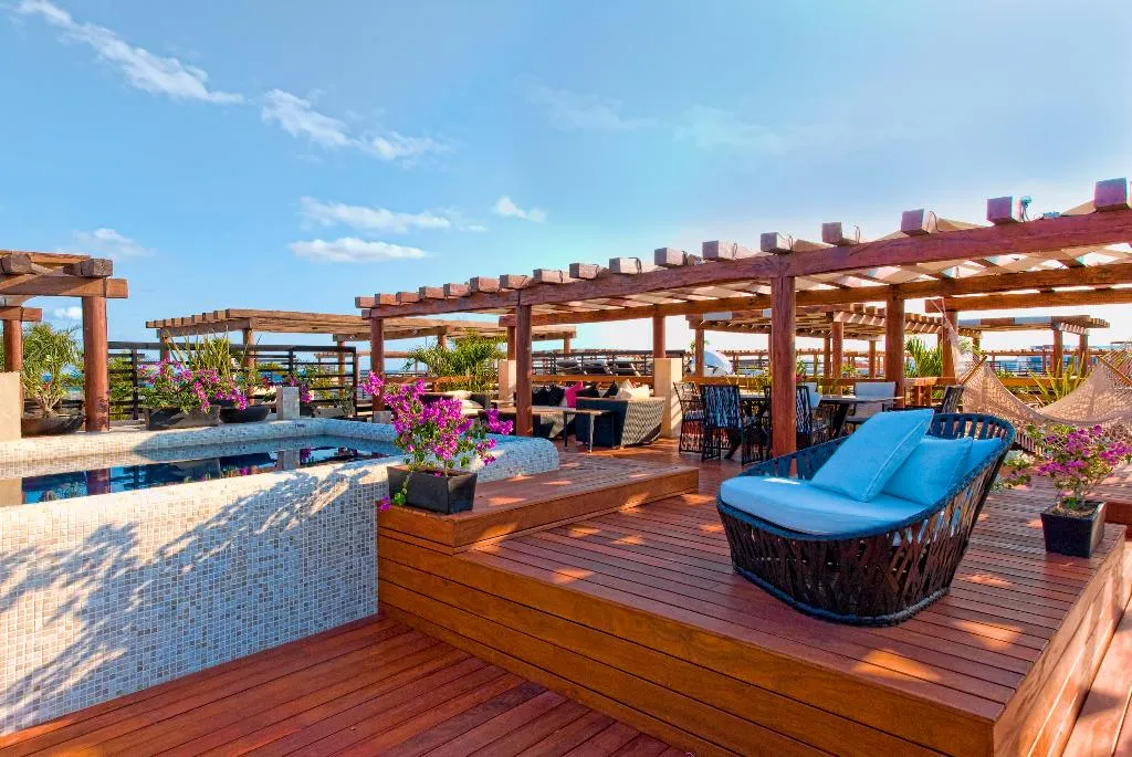 APARTMENT THREE BEDROOMS WITH PRIVATE POOL Room, Aldea Thai by oceanfront, Playa Del Carmen