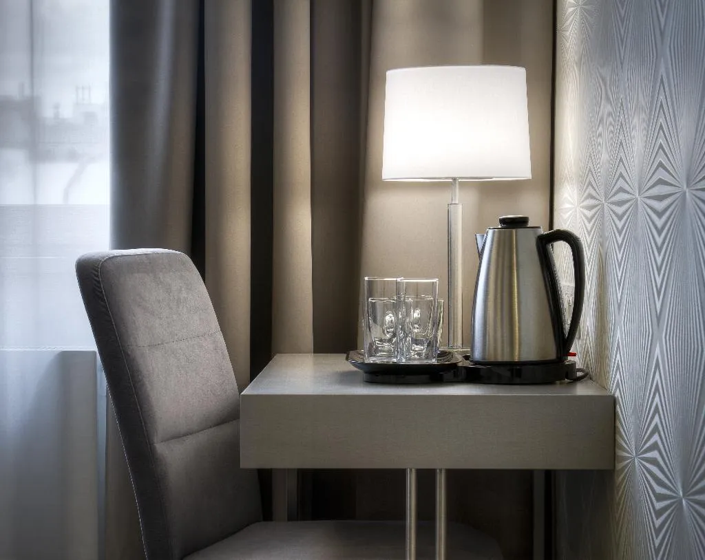 DOUBLE STANDARD Room, Essence, Prague