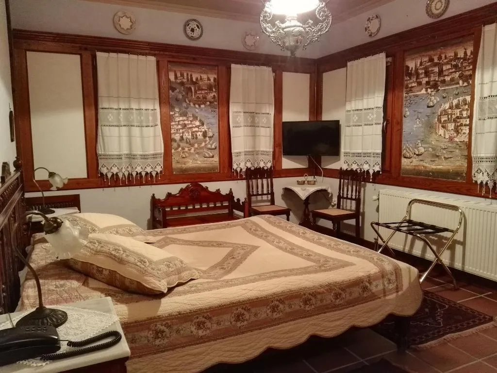 Room, Viraggas, Halkidiki