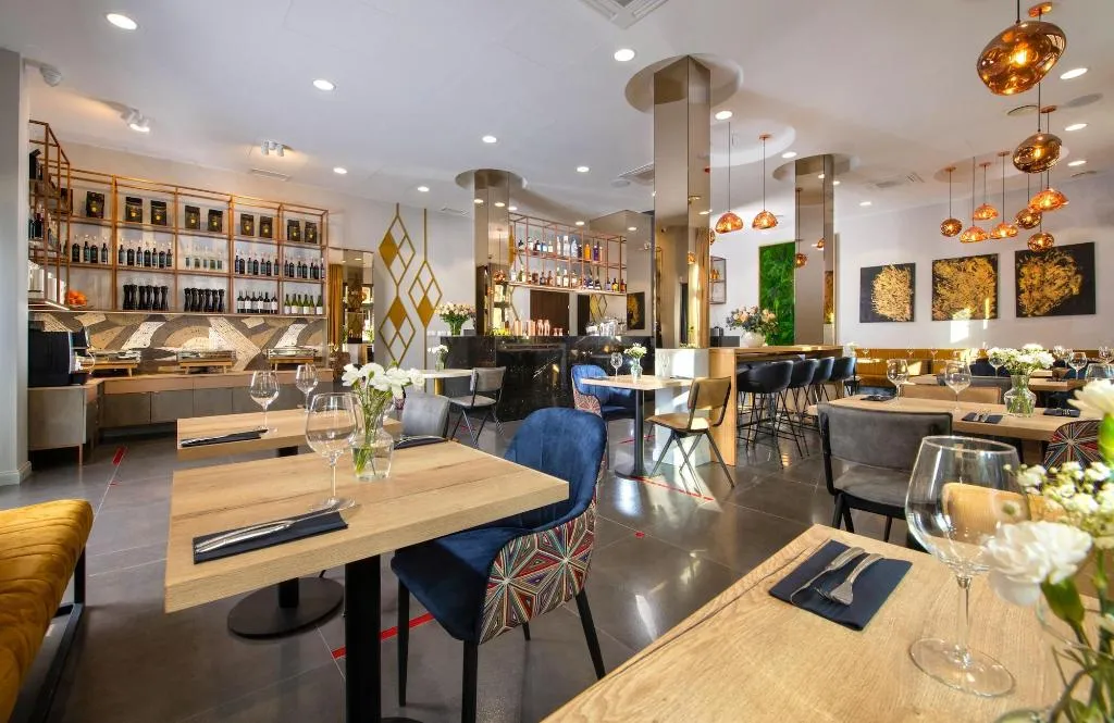 Restaurant, Xerion Hotel, Krakow