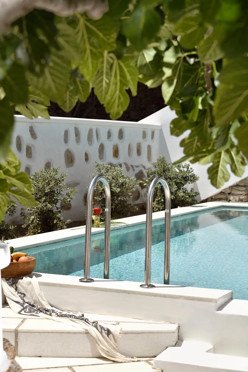 SUITE THREE BEDROOMS WITH PRIVATE POOL Room, Saint John Hotel Villas & Spa, Mykonos