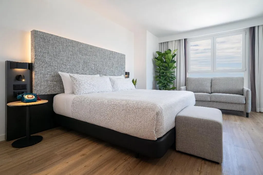 Double or Twin WITH TERRACE Room, Innside By Meliá Madrid Valdebebas, Madrid