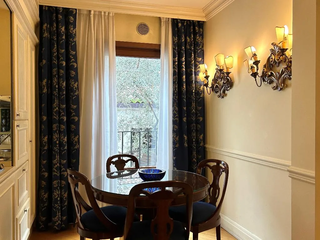 APARTMENT CAPACITY 5 Room, Torre dell’Orologio Signature Residence, Venice