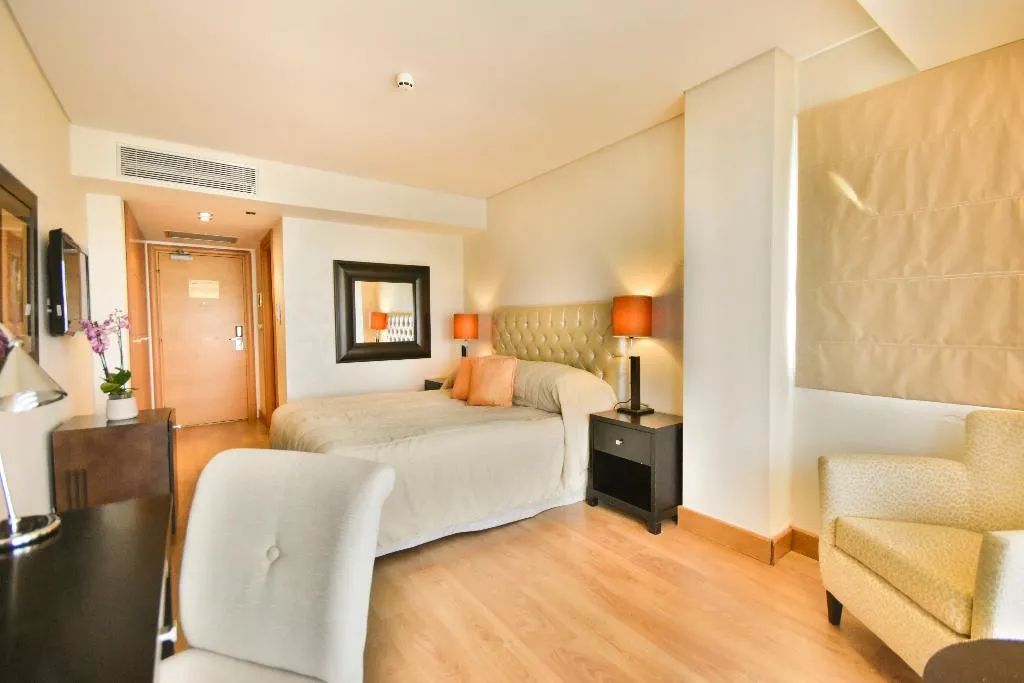 SINGLE COMFORT Room, Plaza Resort Hotel, Athens