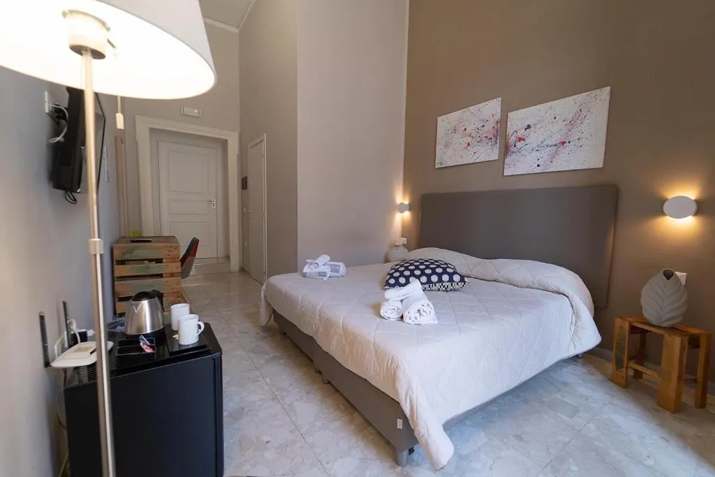 DOUBLE DELUXE Room, P.C. Boutique H. Napoli Centro, Naples