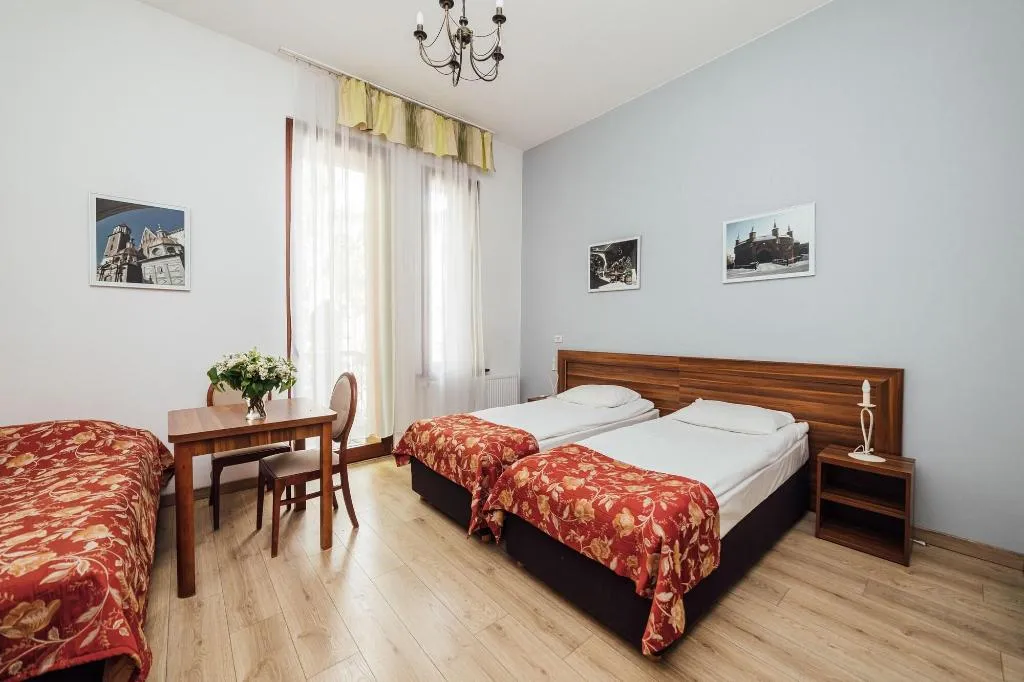 TRIPLE STANDARD Room, Apartments Bonerowska 5, Krakow