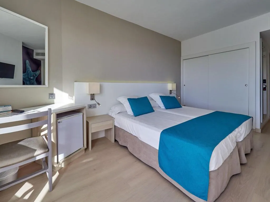 DOUBLE TWO BEDS Room, BQ Delfin Azul, Majorca