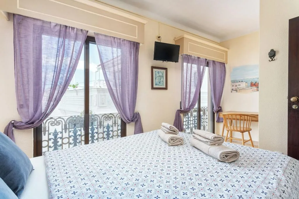 Room, Pension Bicuar, Algarve