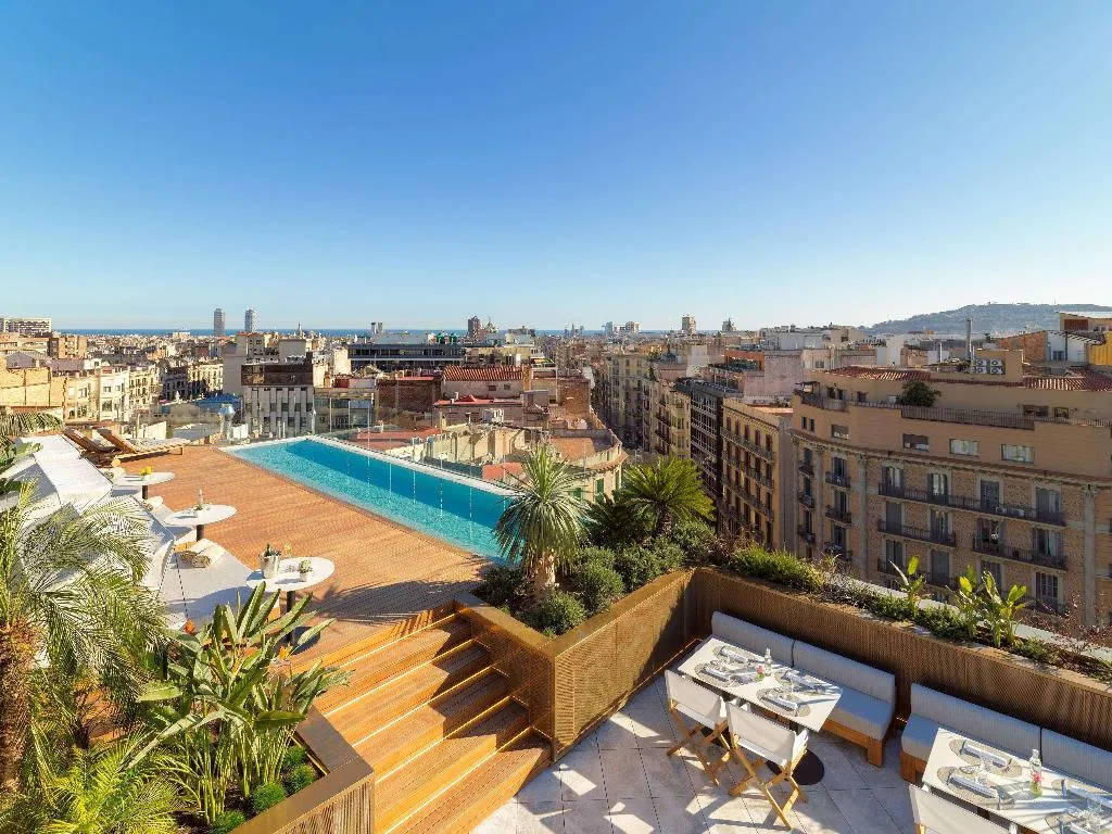 Pool, The One Barcelona, Barcelona