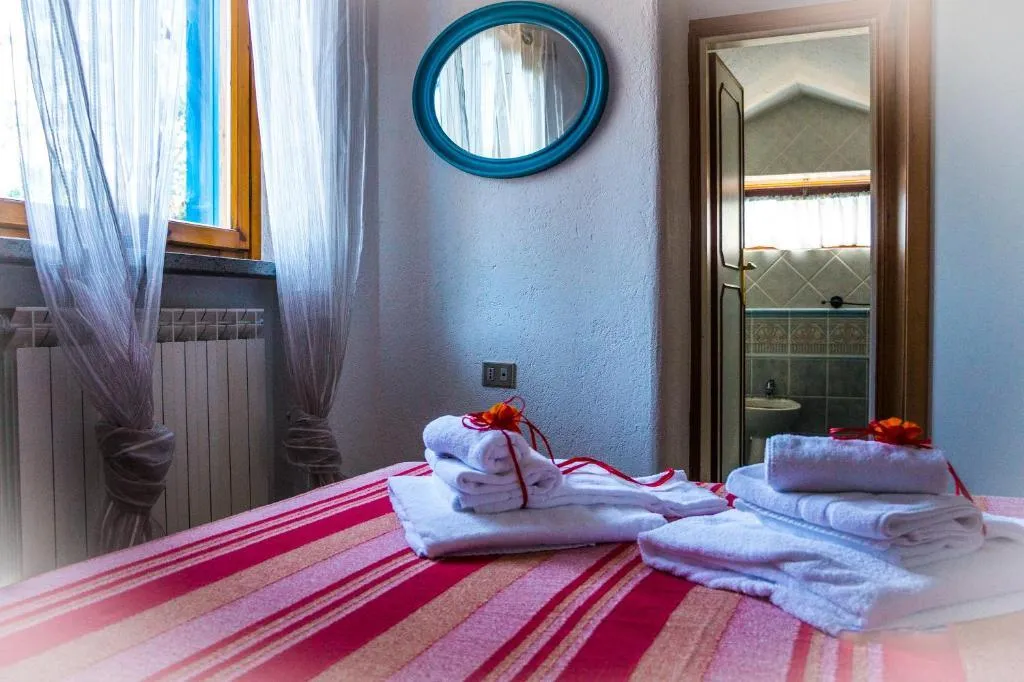 STUDIO ONE BEDROOM Room, Baia D'oro, Rome
