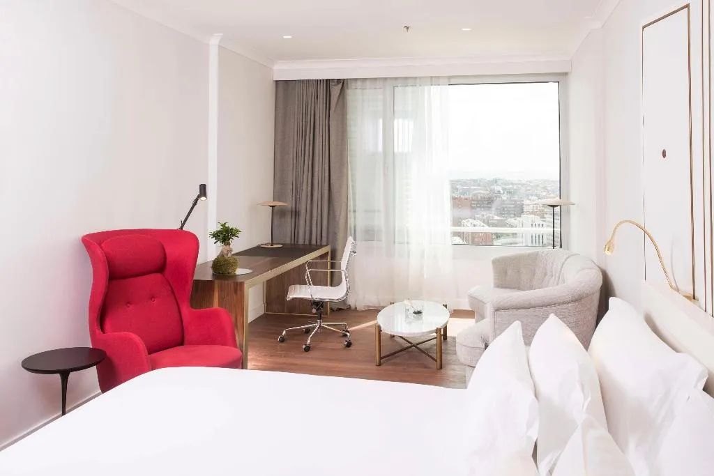 Room, NH Collection Madrid Eurobuilding, Madrid