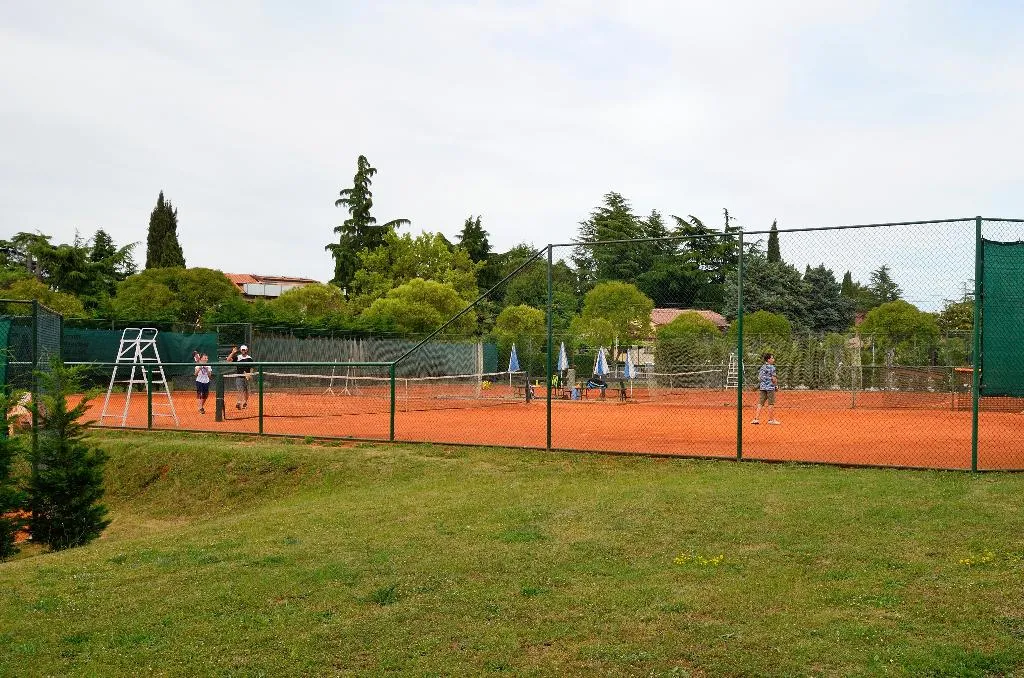 Sports and Entertainment, Pansion Emaus, Istria