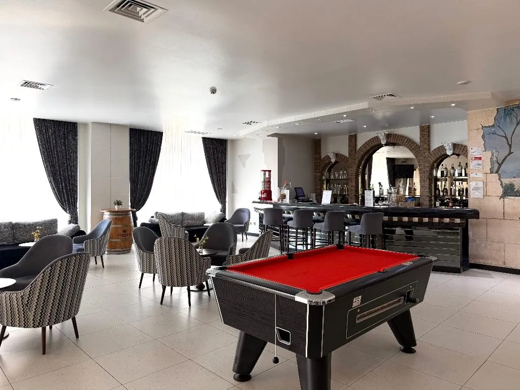 Bar, Luna Hotel da Oura, Algarve
